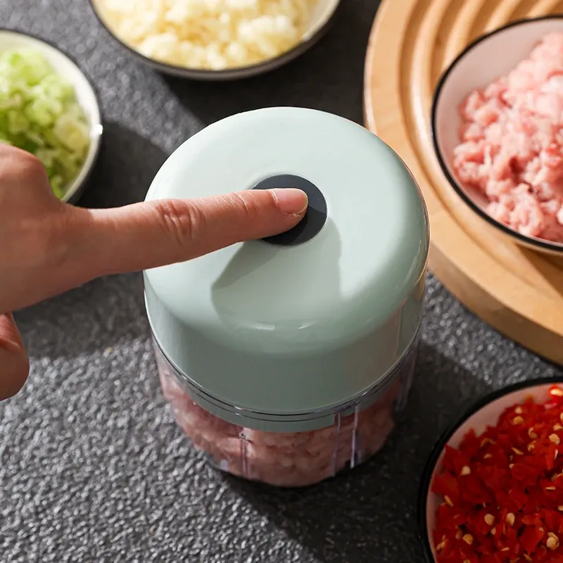 Hachoir électrique portable USB pour la cuisine, mini hachoir à ail, broyeur de viande et de légumes, idéal pour les gadgets de cuisine 6