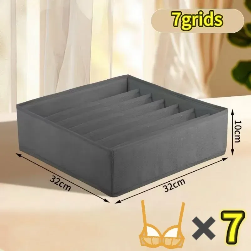 Tiroir organisé avec boîtes de rangement pliables