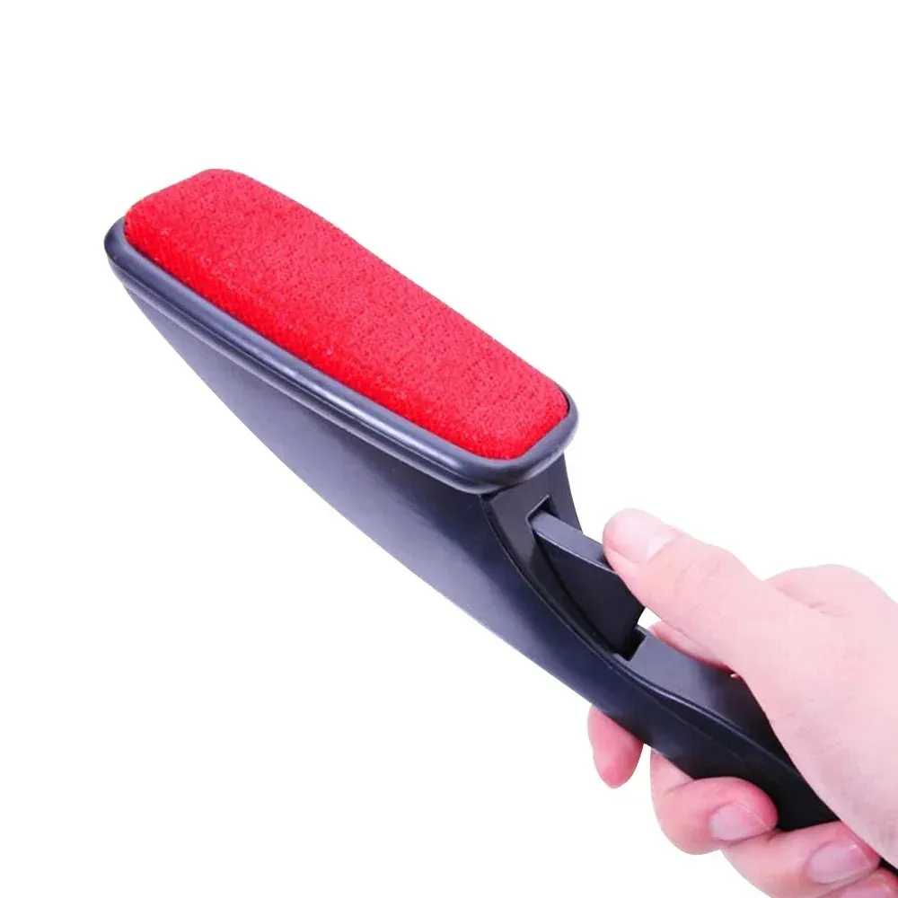 Brosse électrostatique réutilisable pour nettoyer les poils et les peluches 5