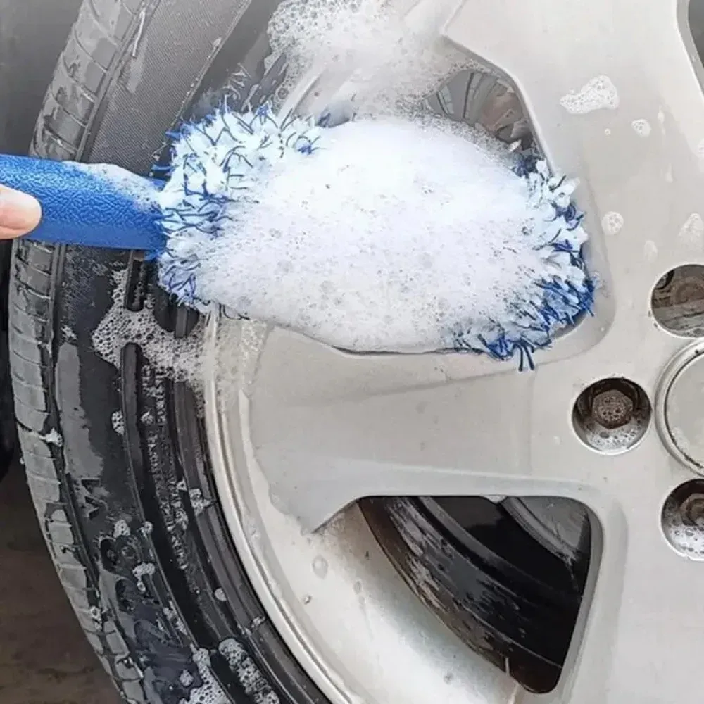 Brosse de lavage pour roues en situation