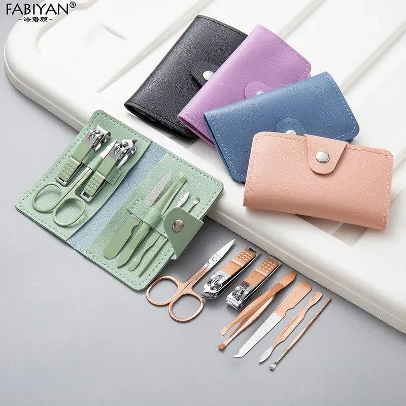Ensemble de coupe-ongles portable, 7 pièces, comprenant coupe-ongles, lime, pince à épiler, ciseaux à sourcils et accessoires de manucure et pédicure 2