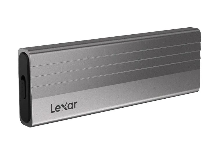Lexar E300 - finition et matériaux